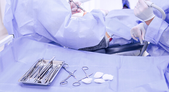 Операция синус-лифтинга при имплантации зубов